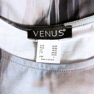 VENUS Dresses - VENUS abstract print sexy stretch bodycon dress L VENUS Dresses - VENUS abstract print sexy stretch bodycon dress L